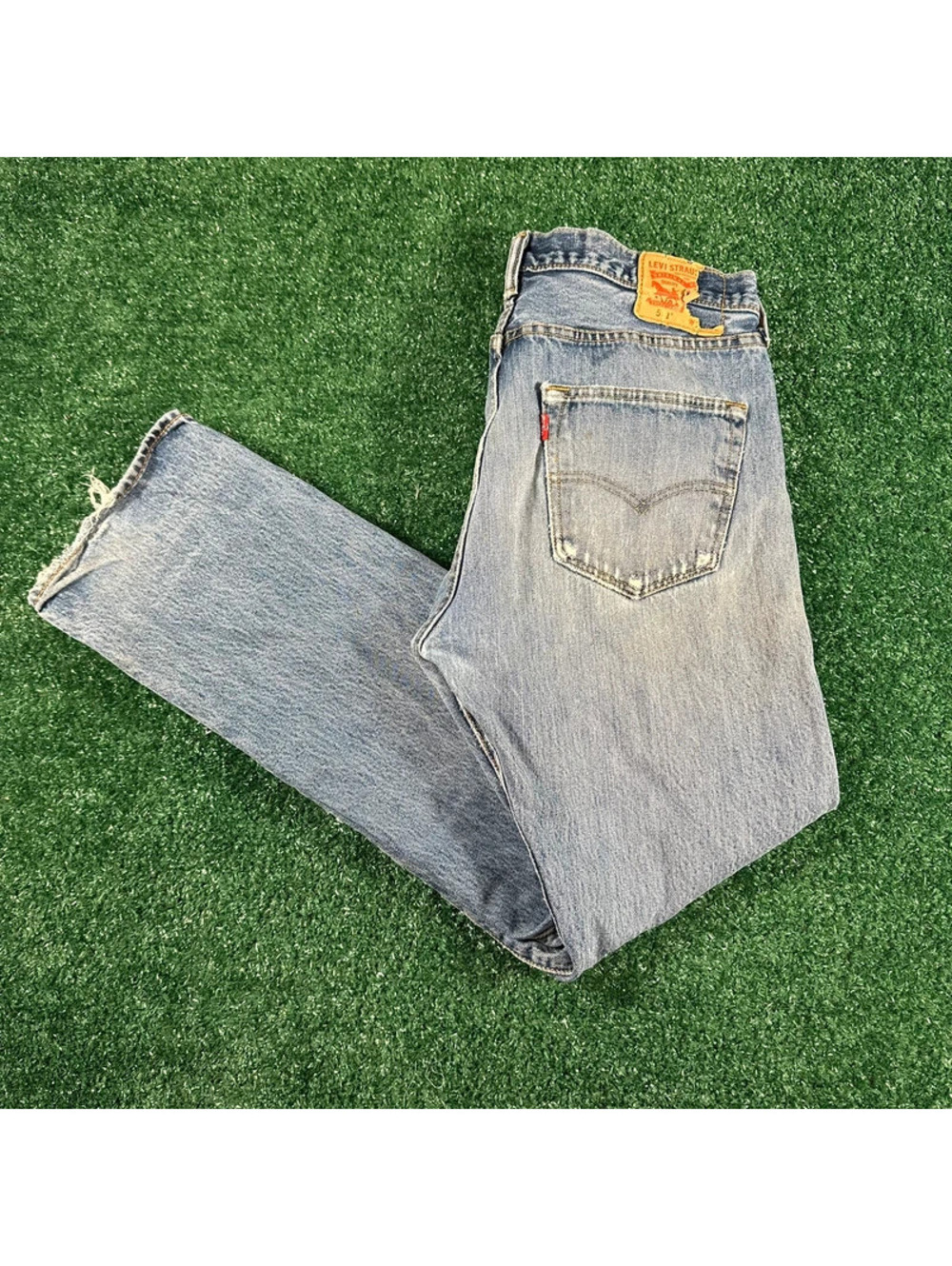 Levi’s 501 jeans pants men’s size 33x32 distressed